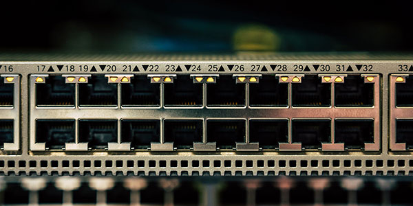 AI智能視頻監(jiān)控出入口快速通行