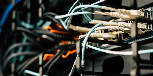 AI智能視頻監(jiān)控員工考勤