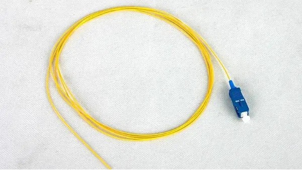 什么是綜合布線之光纖尾纖？